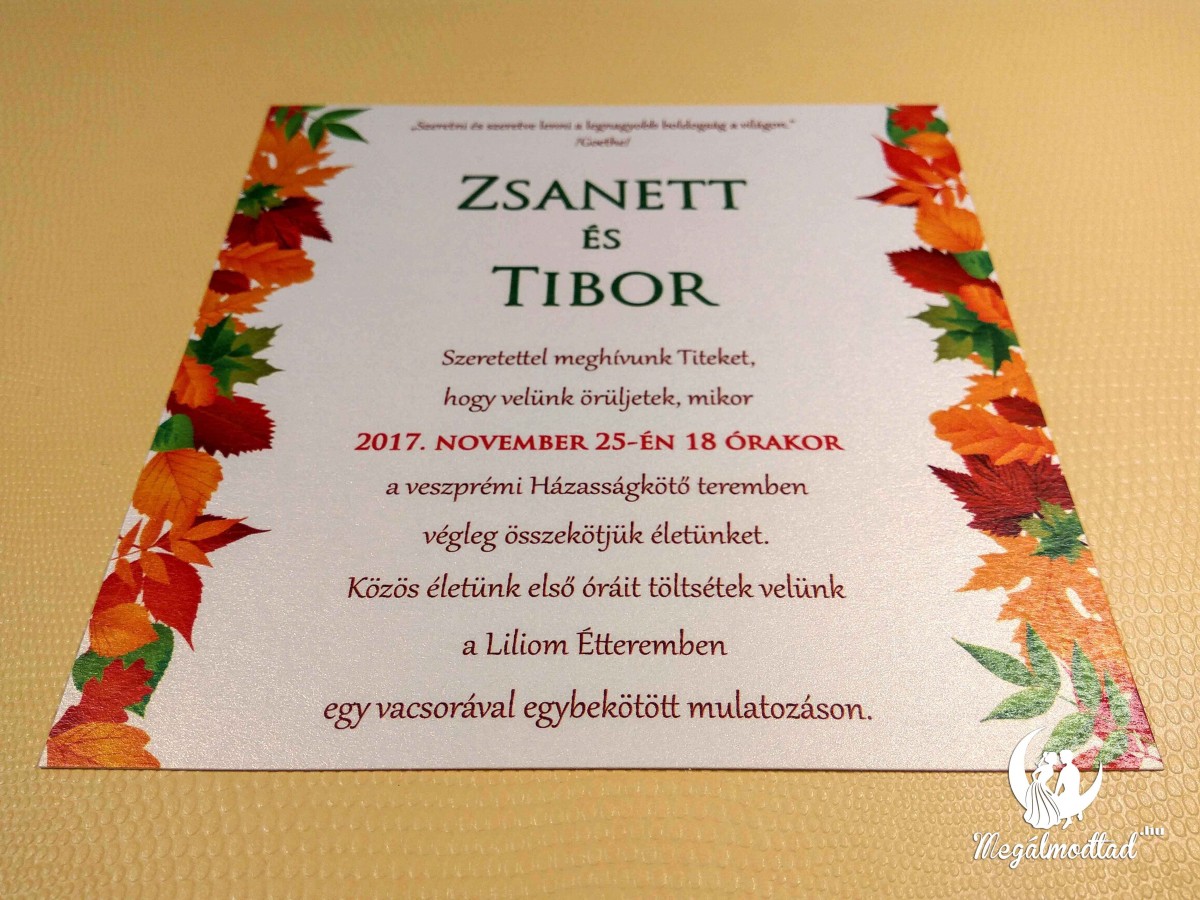 Őszi esküvői meghívó színes faleveles kerettel és központi szöveggel