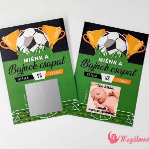Bajnok csapat keresztszülő felkérő focis mintával és egy kaparófelülettel